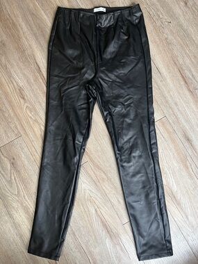 Woman’s Gentle Fawn Black Faux Leather Pants